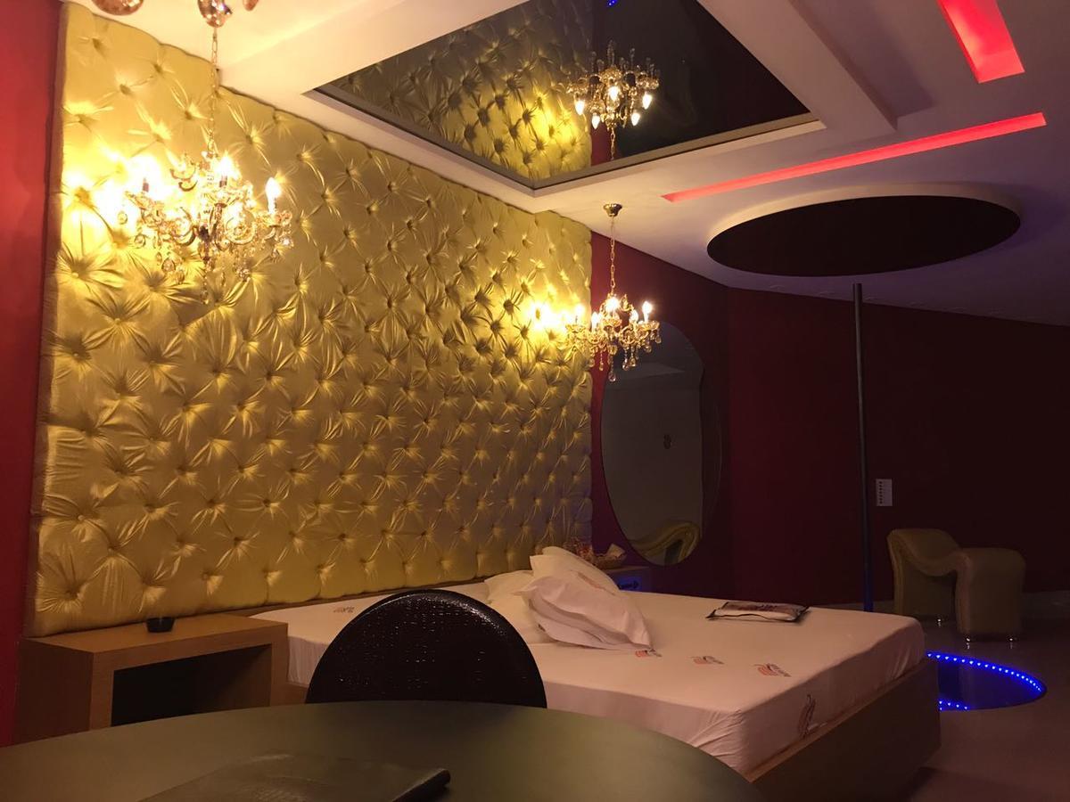 Happy Night (Adults Only) Hotell Cotia  Eksteriør bilde