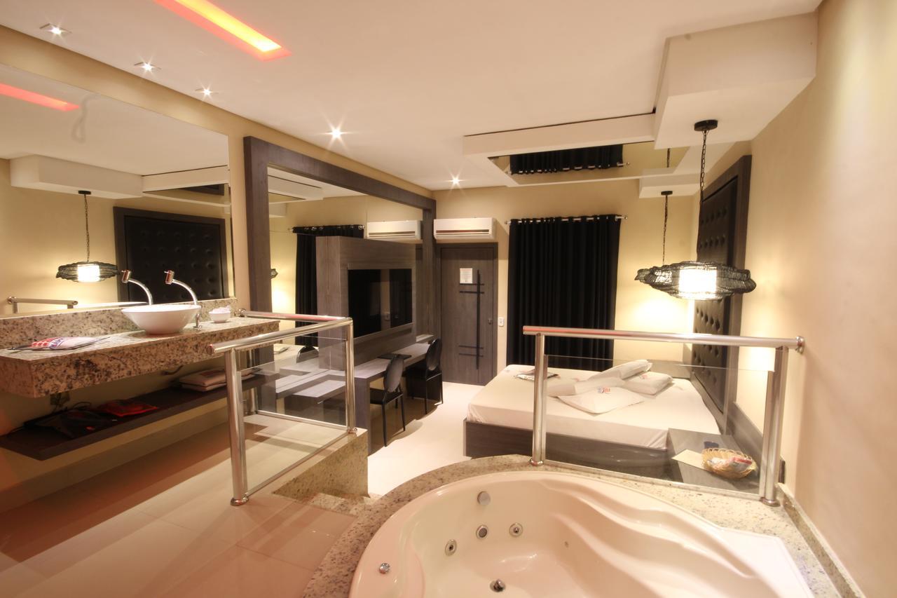 Happy Night (Adults Only) Hotell Cotia  Eksteriør bilde