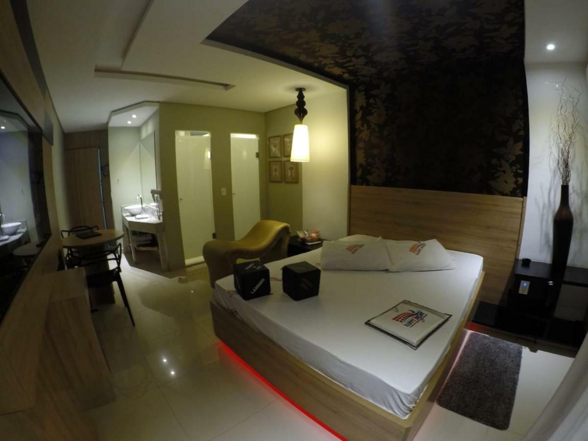 Happy Night (Adults Only) Hotell Cotia  Eksteriør bilde