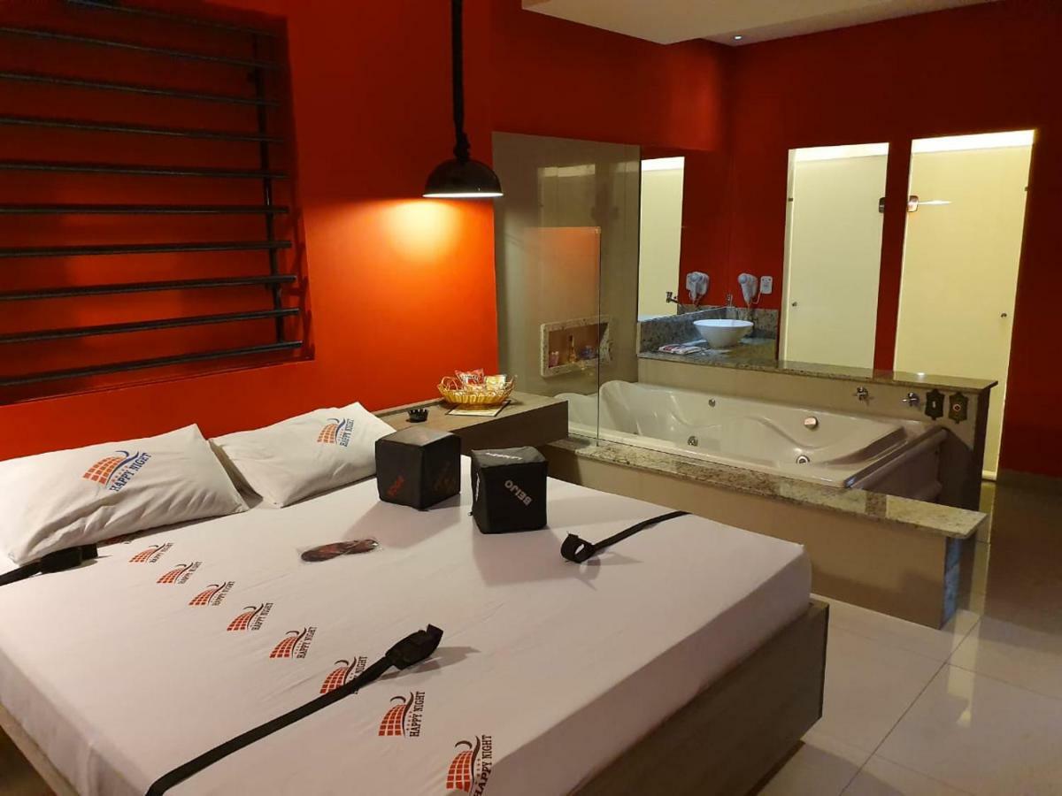 Happy Night (Adults Only) Hotell Cotia  Eksteriør bilde